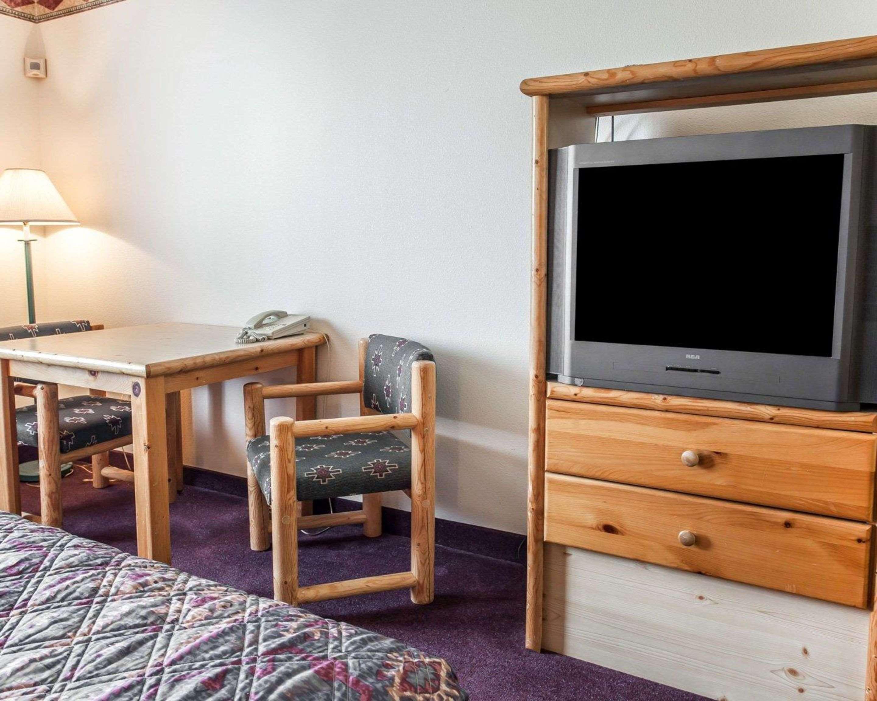 Rodeway Inn & Suites Spokane Exteriör bild