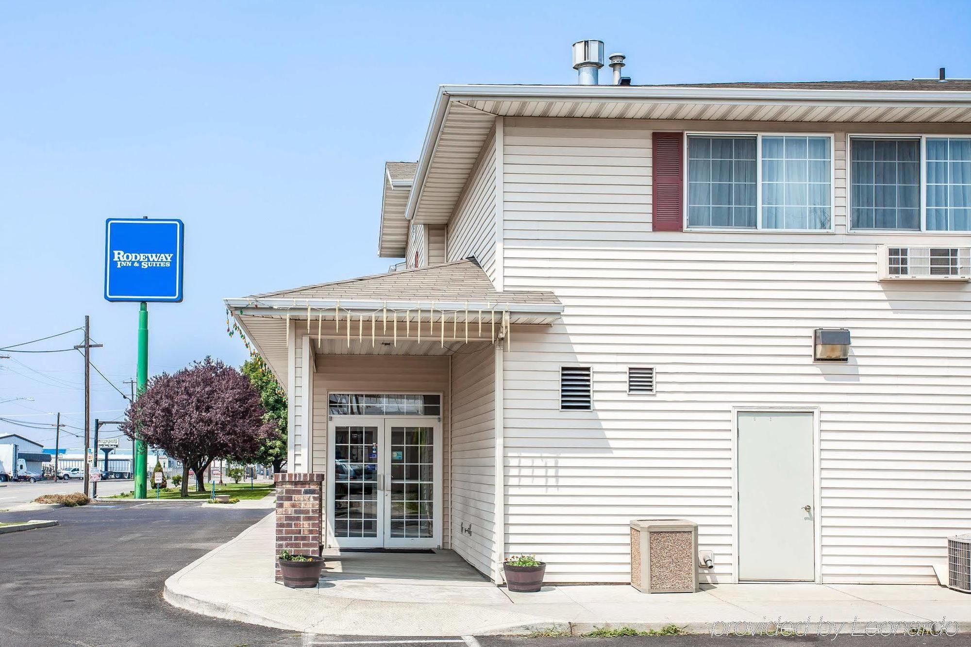 Rodeway Inn & Suites Spokane Exteriör bild