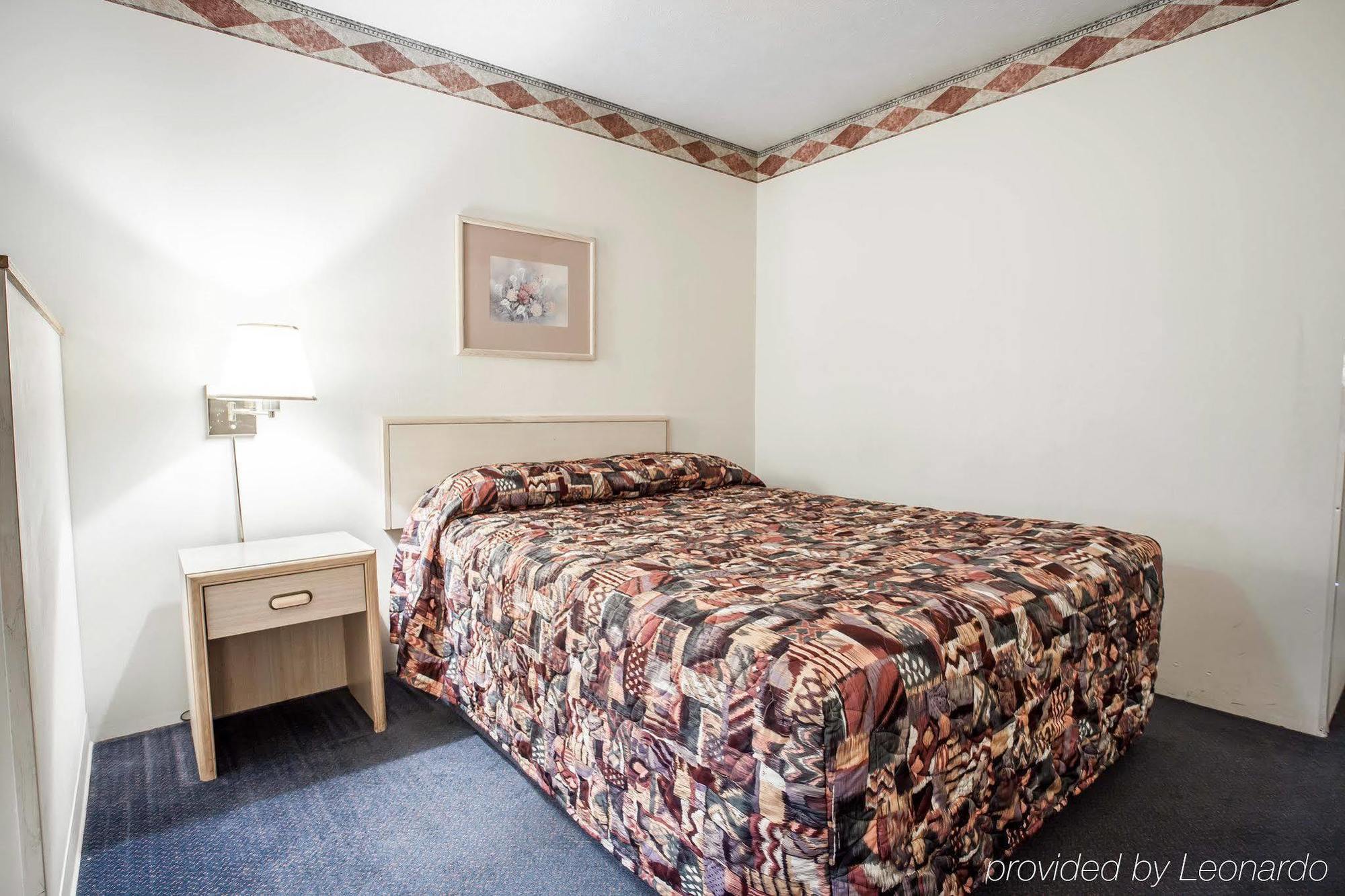 Rodeway Inn & Suites Spokane Exteriör bild